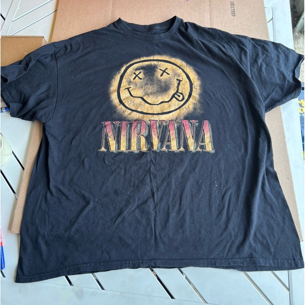 Nirvana Smiley Face Logo T-Shirt - Black (Size XL)